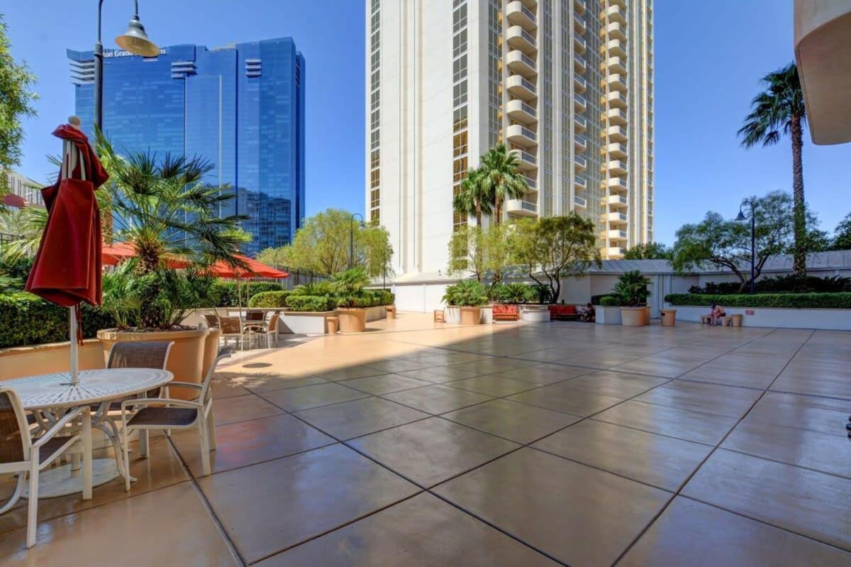 Mgm Signature-24-709 Strip View Jacuzzi Studio Las Vegas Exteriér fotografie